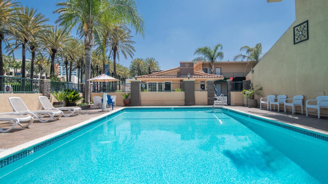 Anaheim Islander Inn And Suites Near Park And Convention Center Exteriör bild