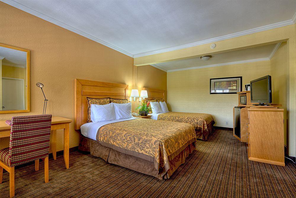 Anaheim Islander Inn And Suites Near Park And Convention Center Exteriör bild