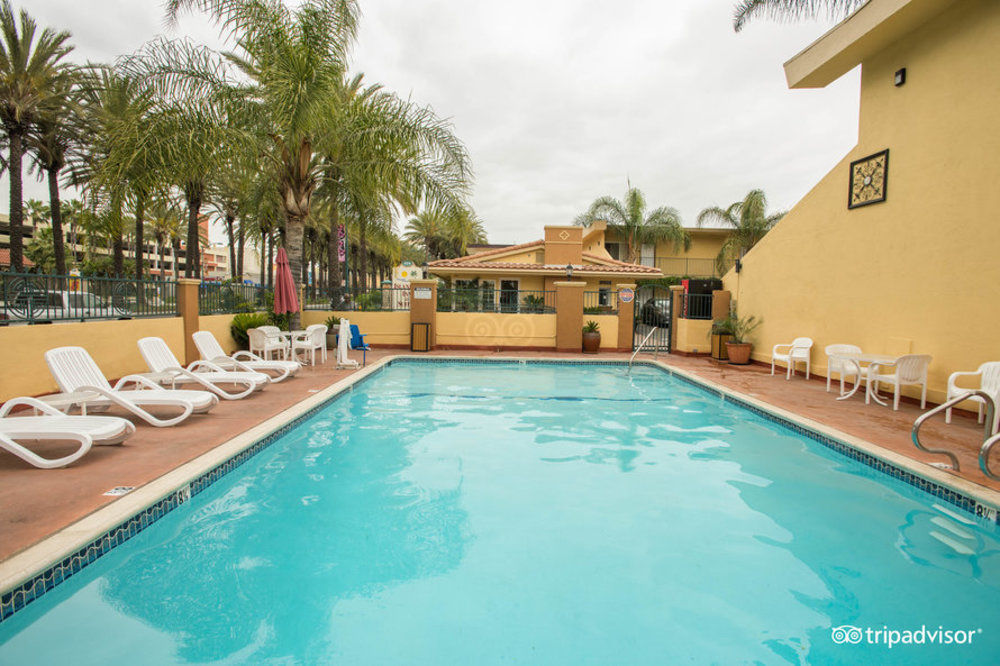 Anaheim Islander Inn And Suites Near Park And Convention Center Exteriör bild