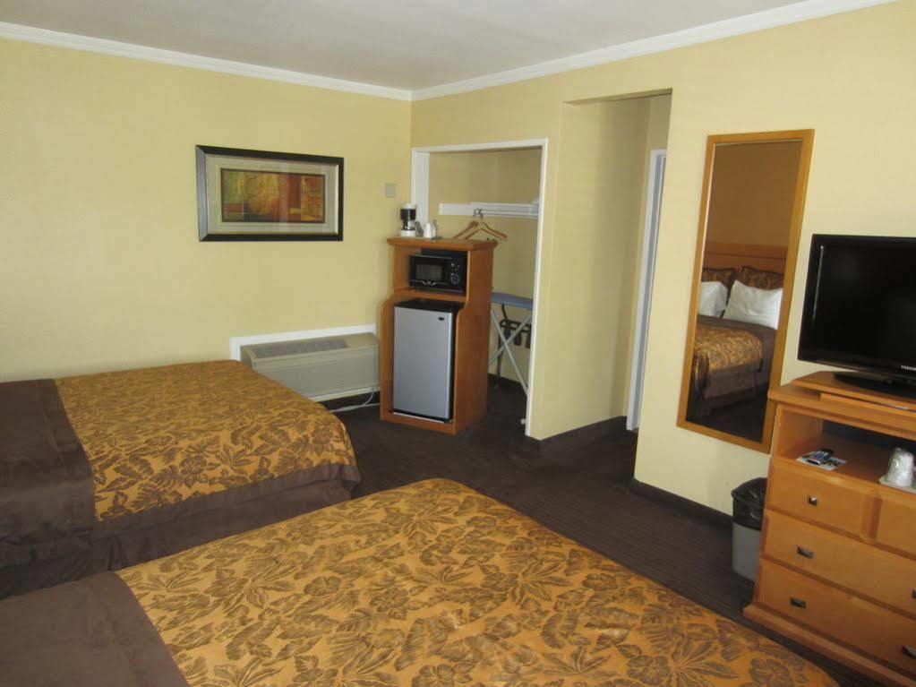 Anaheim Islander Inn And Suites Near Park And Convention Center Exteriör bild