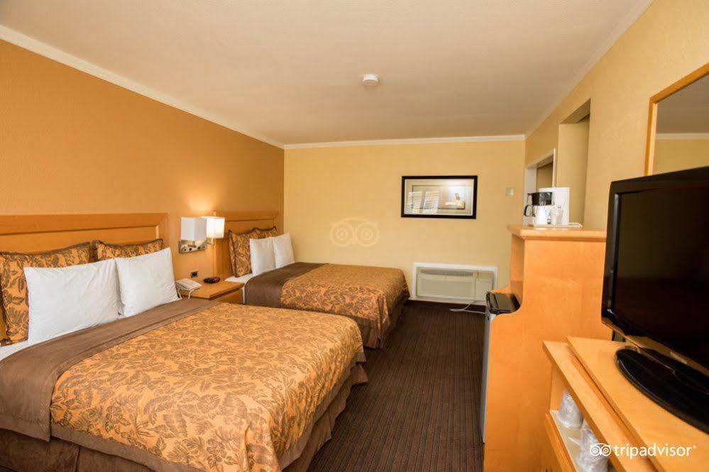 Anaheim Islander Inn And Suites Near Park And Convention Center Exteriör bild